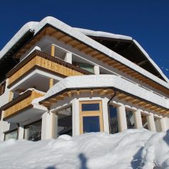 Dahu Hotel Madonna di Campiglio 4*, Італія, Доломіті-ді-Брента